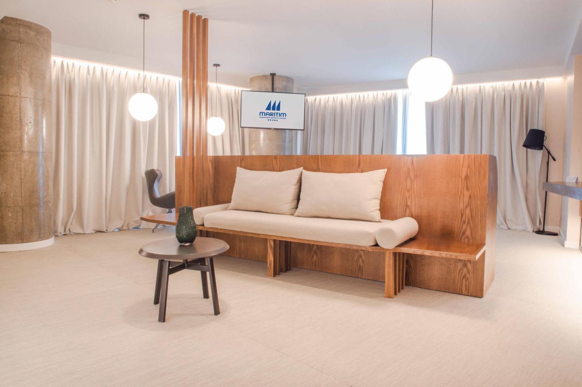 Maritim Marina Bay Resort Spa & Casino Adult Friendly Vlorë Exterior foto The interior of the lounge