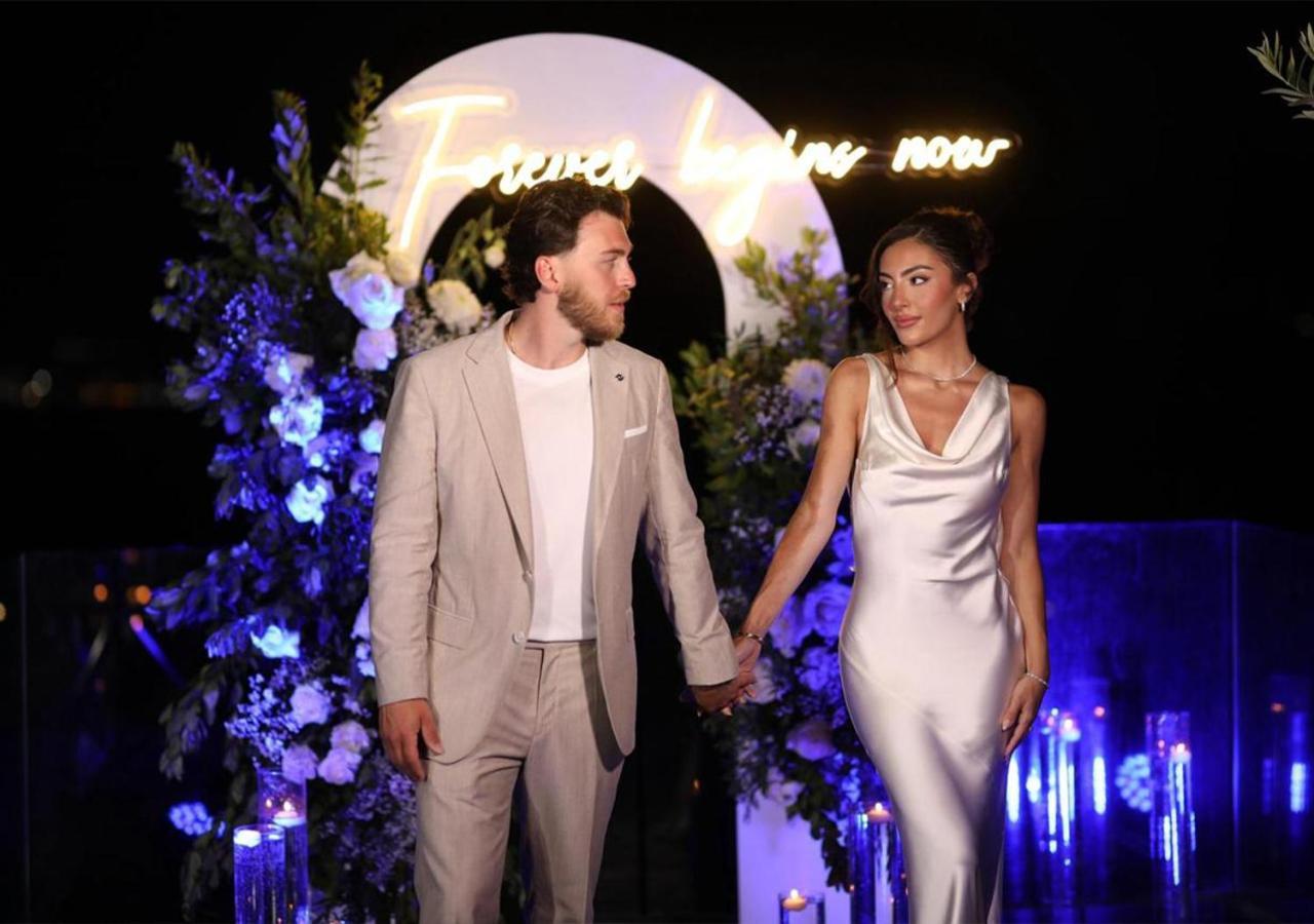 Maritim Marina Bay Resort Spa & Casino Adult Friendly Vlorë Exterior foto Wedding of the couple in 2019