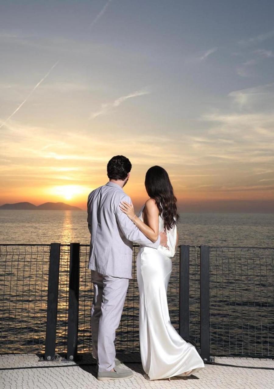 Maritim Marina Bay Resort Spa & Casino Adult Friendly Vlorë Exterior foto Sunset at the hotel