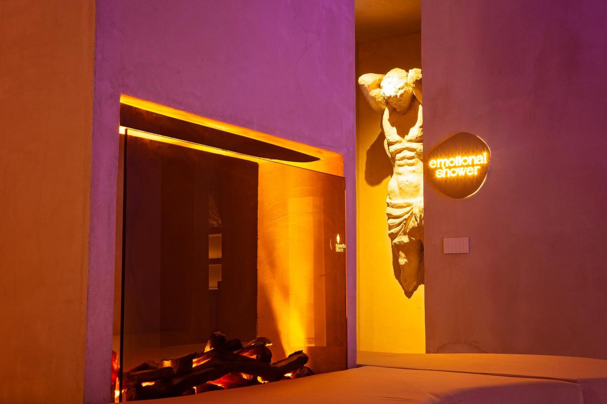Maritim Marina Bay Resort Spa & Casino Adult Friendly Vlorë Exterior foto